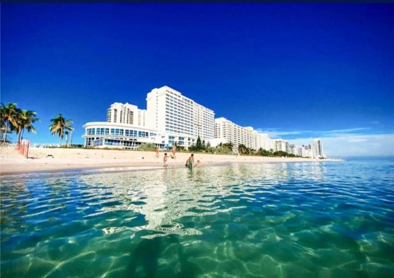 Castle Ph3 Villa Miami Beach Exterior photo